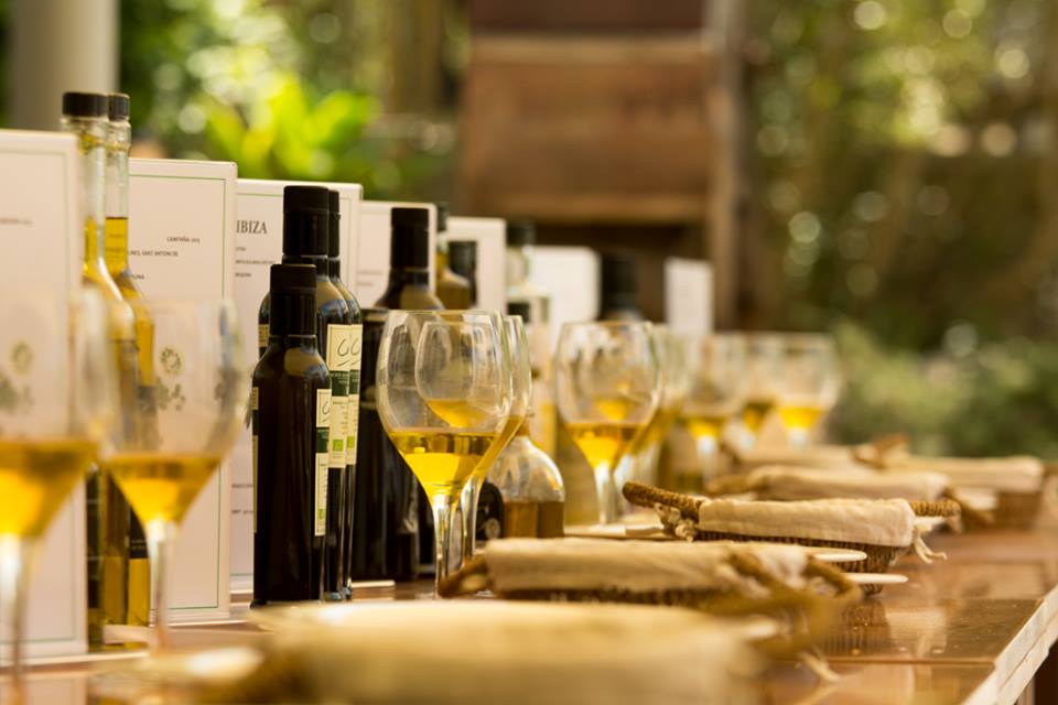 Olivenöl aus Ibiza - Balearen - Agrarnahrungsmittel, Ursprungsbezeichnungen und balearische Gastronomie